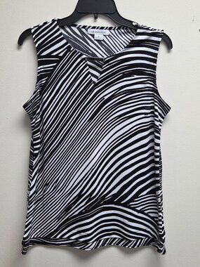 Liz Claiborne Sleeveless Top – Size Medium